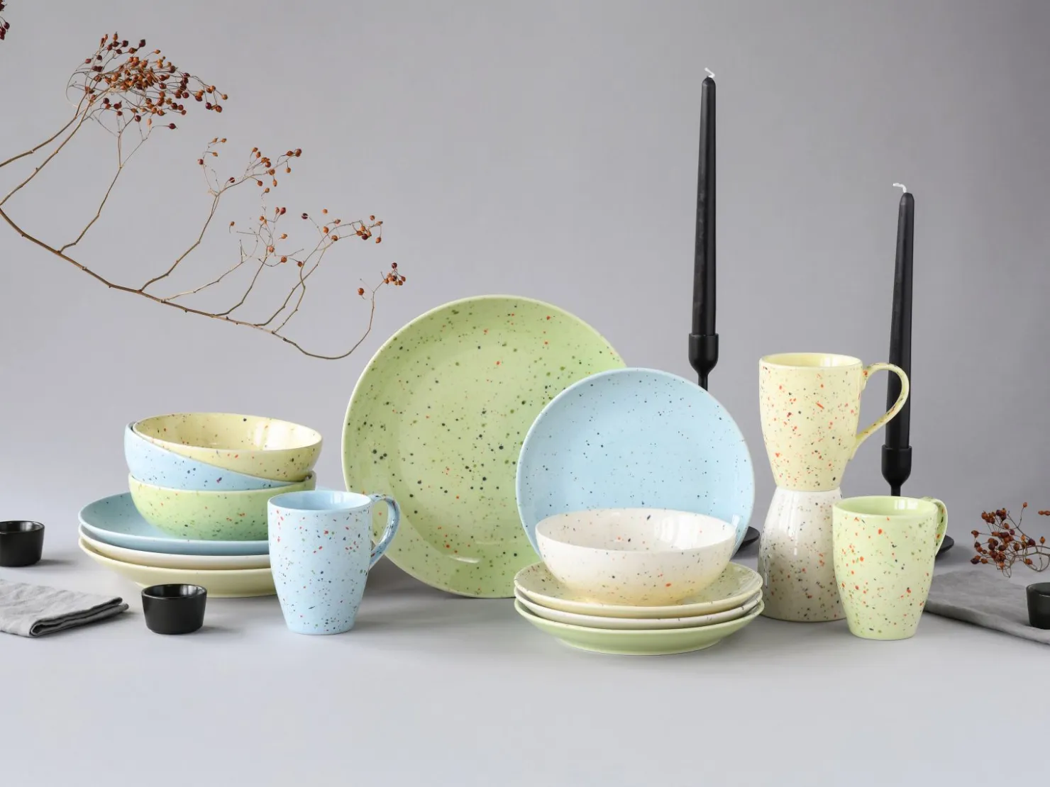 Creatable Geschirrset|Confetti - Kombiservice 16-tlg - Hellblau