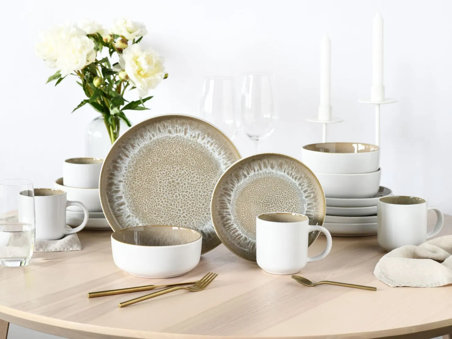 Creatable Geschirrset|Nordic Fjord - Kombiservice 16-tlg - Eisblau - Weiss